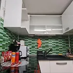 Piata Romana Zone 아파트 부쿠레슈티