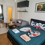 Piata Romana Zone Lejlighed *