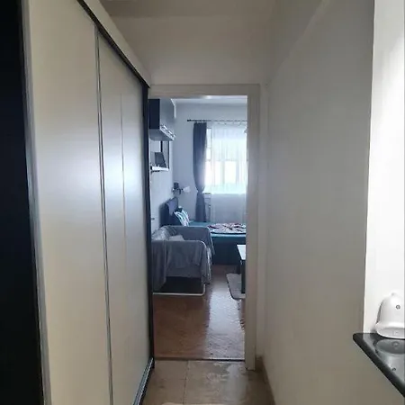 Piata Romana Zone * Bukareszt